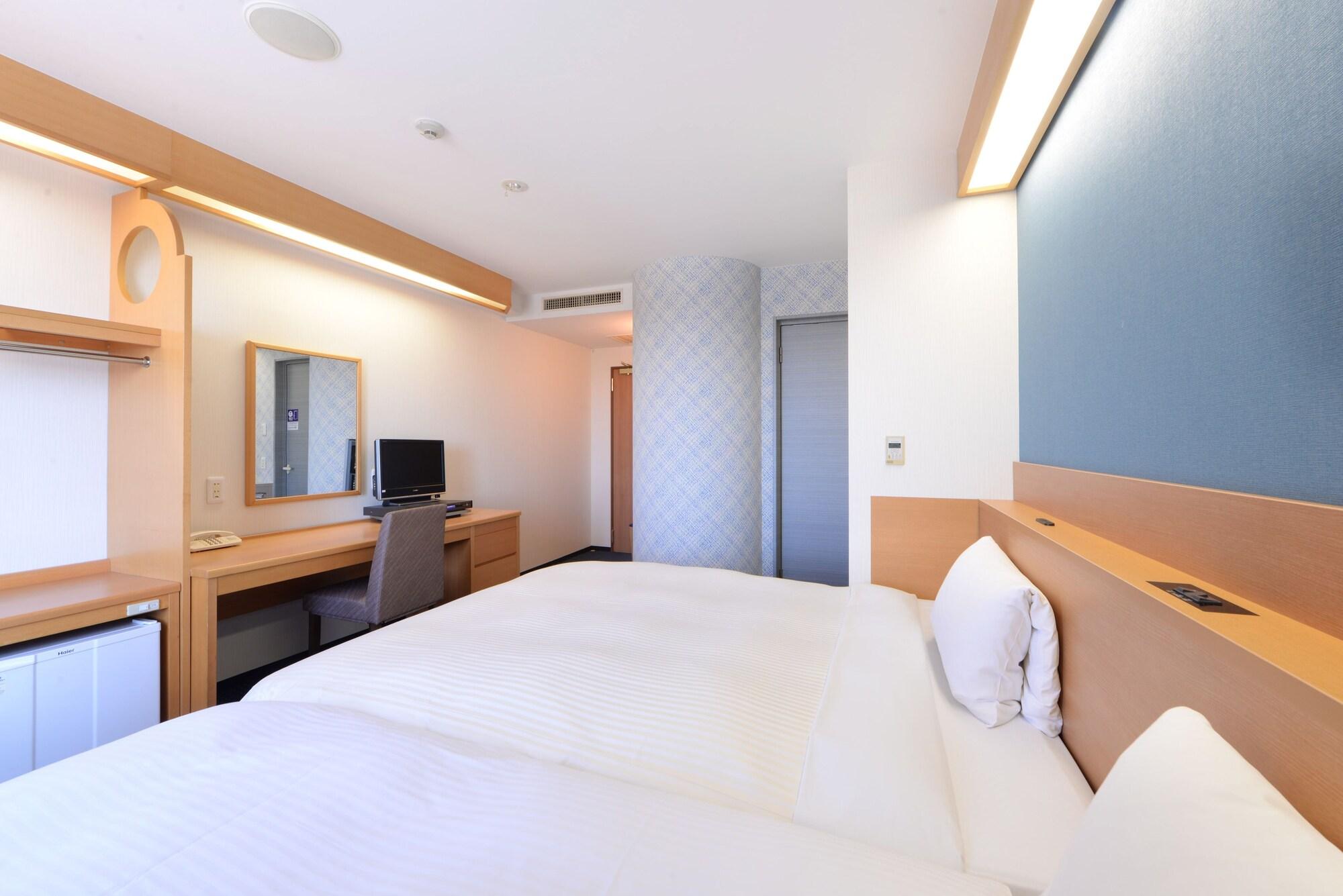 Ōzu Vessel Hotel Kumamoto Airport מראה חיצוני תמונה